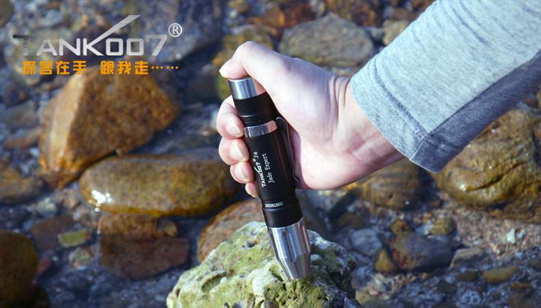 新手收藏家必用珠寶玉石鑒定工具——TANK007照玉手電筒！